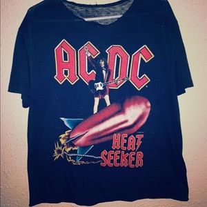 Rare vintage 1988 AC/DC tour tee thin